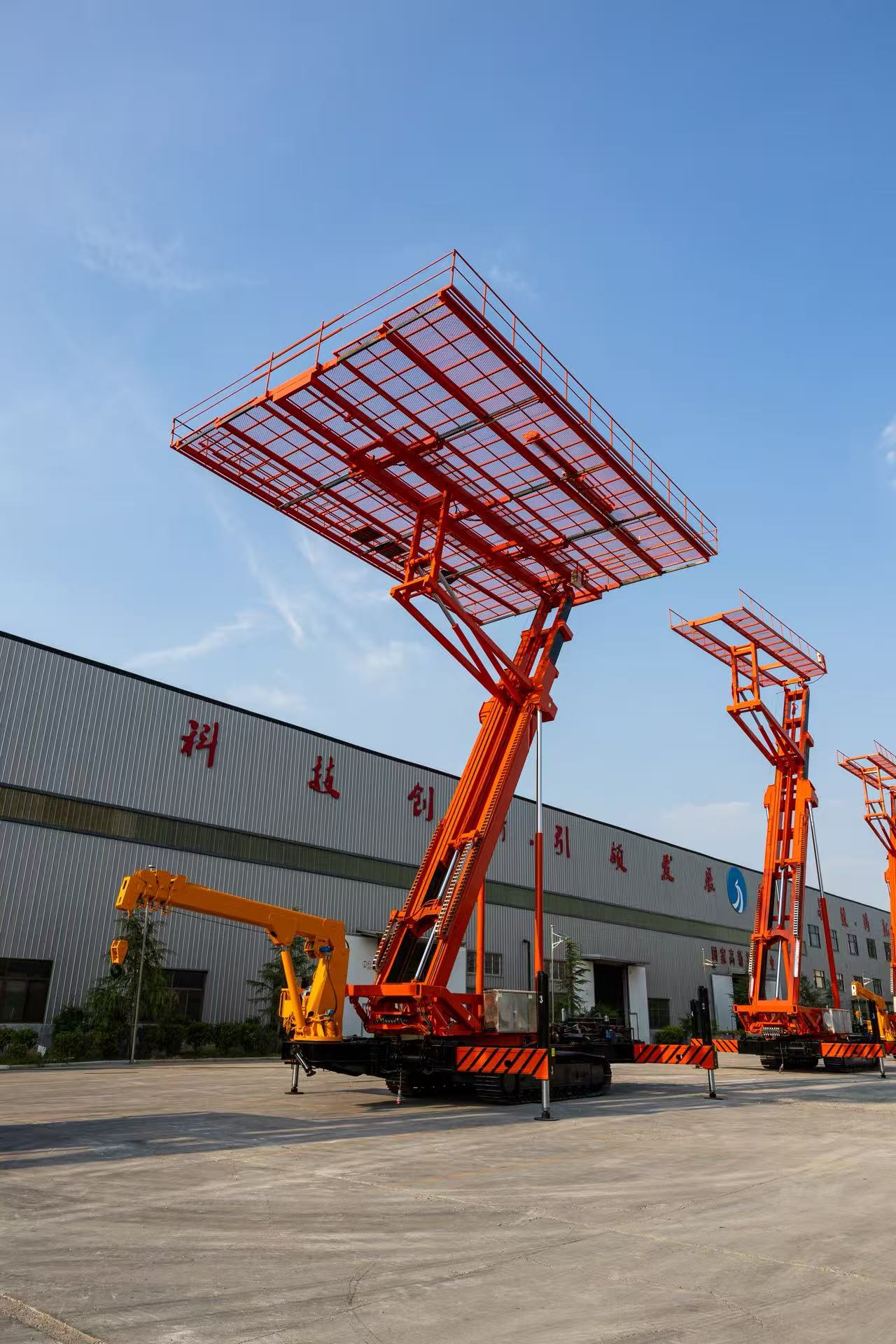 举升25米钢结构反吊顶设备